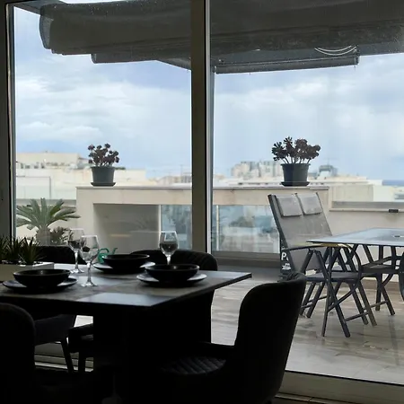 Eva's Penthouse With Private Swimming Pool By Eldi דירה Gzira
