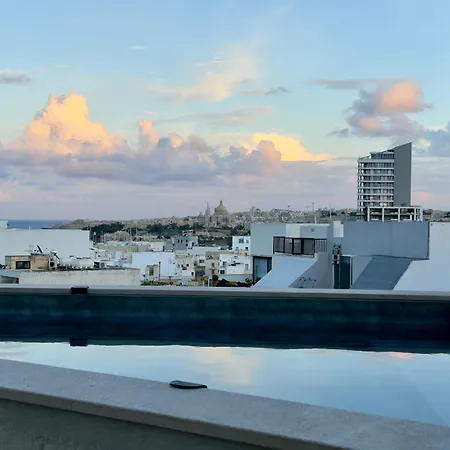 דירה Eva's Penthouse With Private Swimming Pool By Eldi *